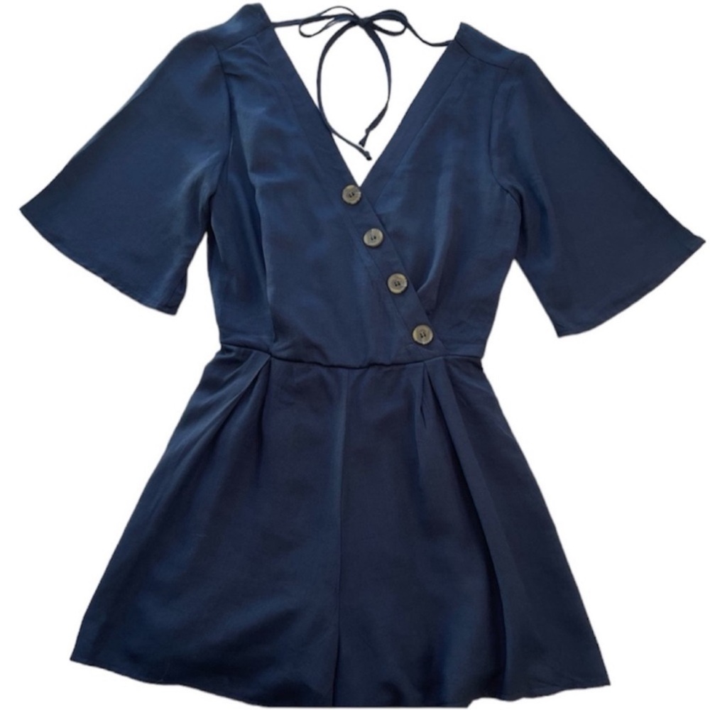 Francesca’s Romper Deep V-Neck Navy NWT Women’s Size XXS
